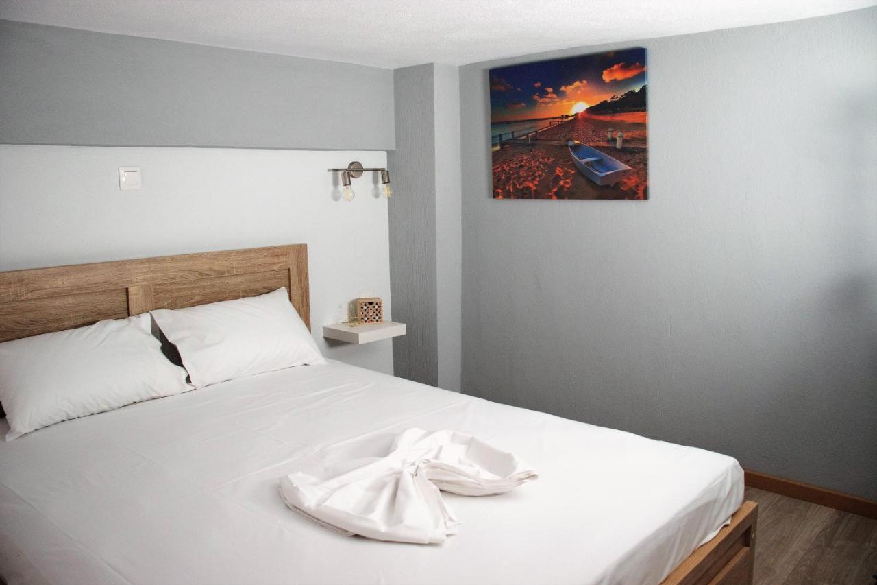 Filippou Luxury Apartments Flogita Extérieur photo