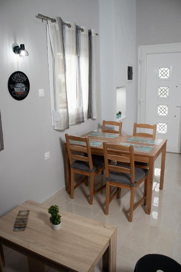 Filippou Luxury Apartments Flogita Extérieur photo